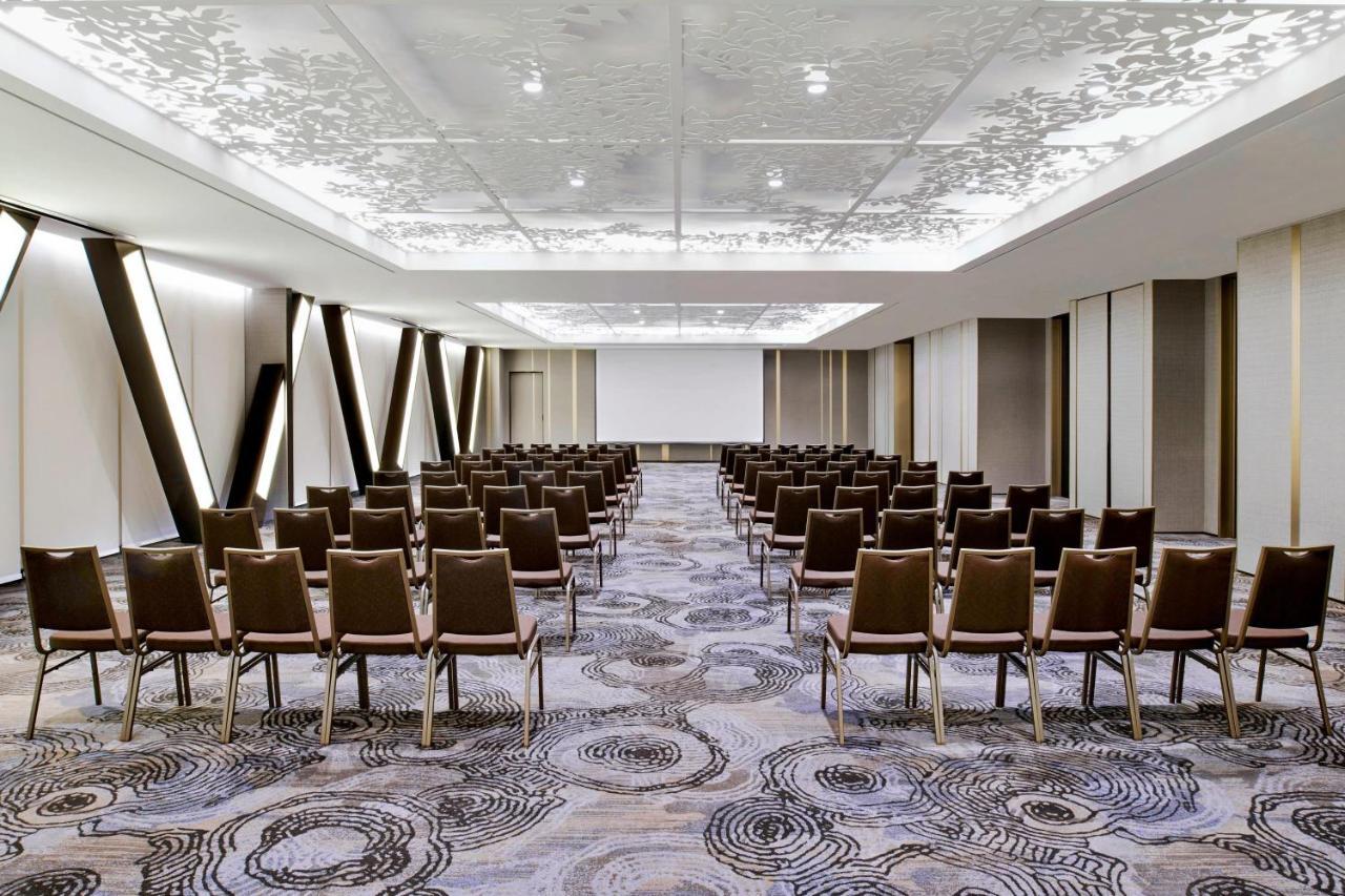 Courtyard By Marriott Seoul Botanic Park Hotel Exterior photo
